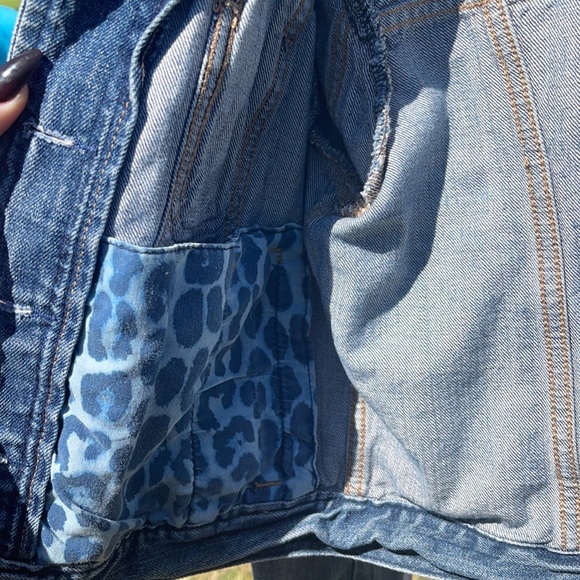 Denim jacket - Picture 2 of 3